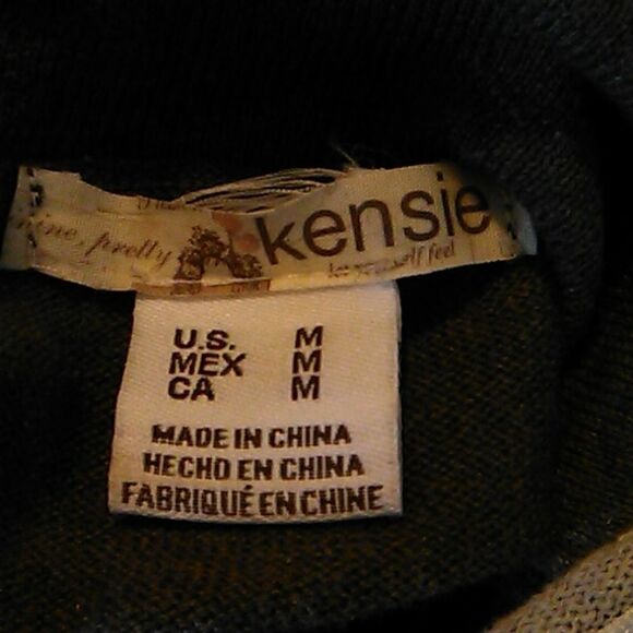 Kensie/ Max Studio Bundle of Two Sweater Dresses - Picture 10 of 14